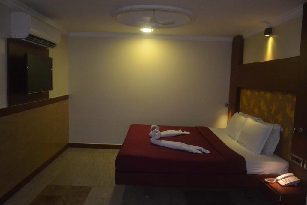 Everestparkresidency Hotel Tiruchirappalli Room photo